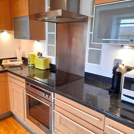 Daire St Martin's View, 17 Easby Hall, 2 Bedroom, 2 Bathroom With Free Private Parking