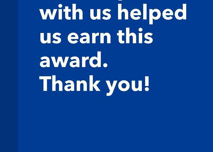 St Martin's View, 17 Easby Hall, 2 Bedroom, 2 Bathroom With Free Private Parking