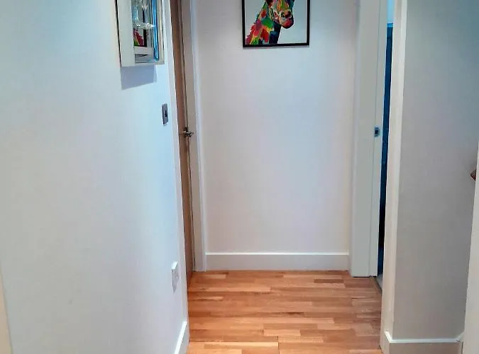 St Martin's View, 17 Easby Hall, 2 Bedroom, 2 Bathroom With Free Private Parking Scarborough